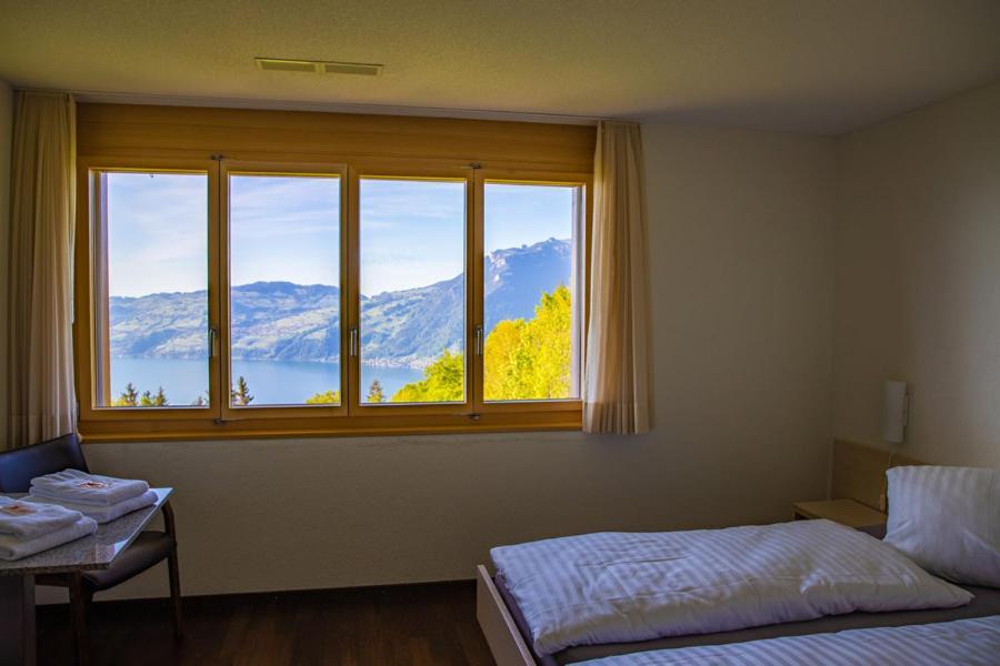 Auszeit-Hotel Z Aeschiried Aeschi Bei Spiez Quarto foto