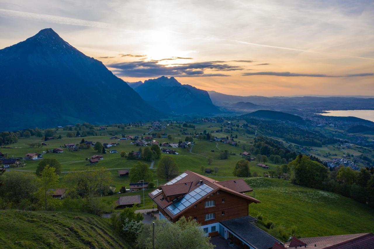 Auszeit-Hotel Z Aeschiried Aeschi Bei Spiez Exterior foto