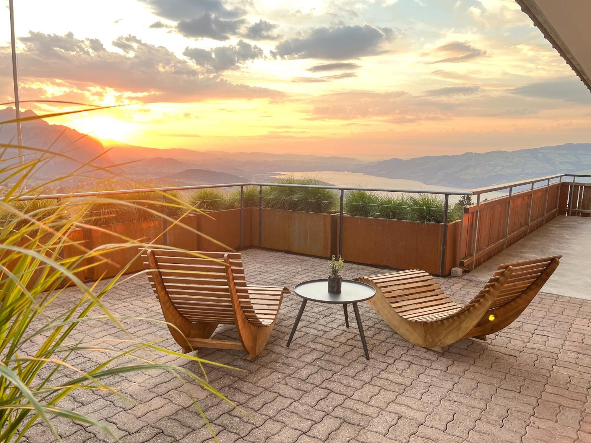 Auszeit-Hotel Z Aeschiried Aeschi Bei Spiez Exterior foto