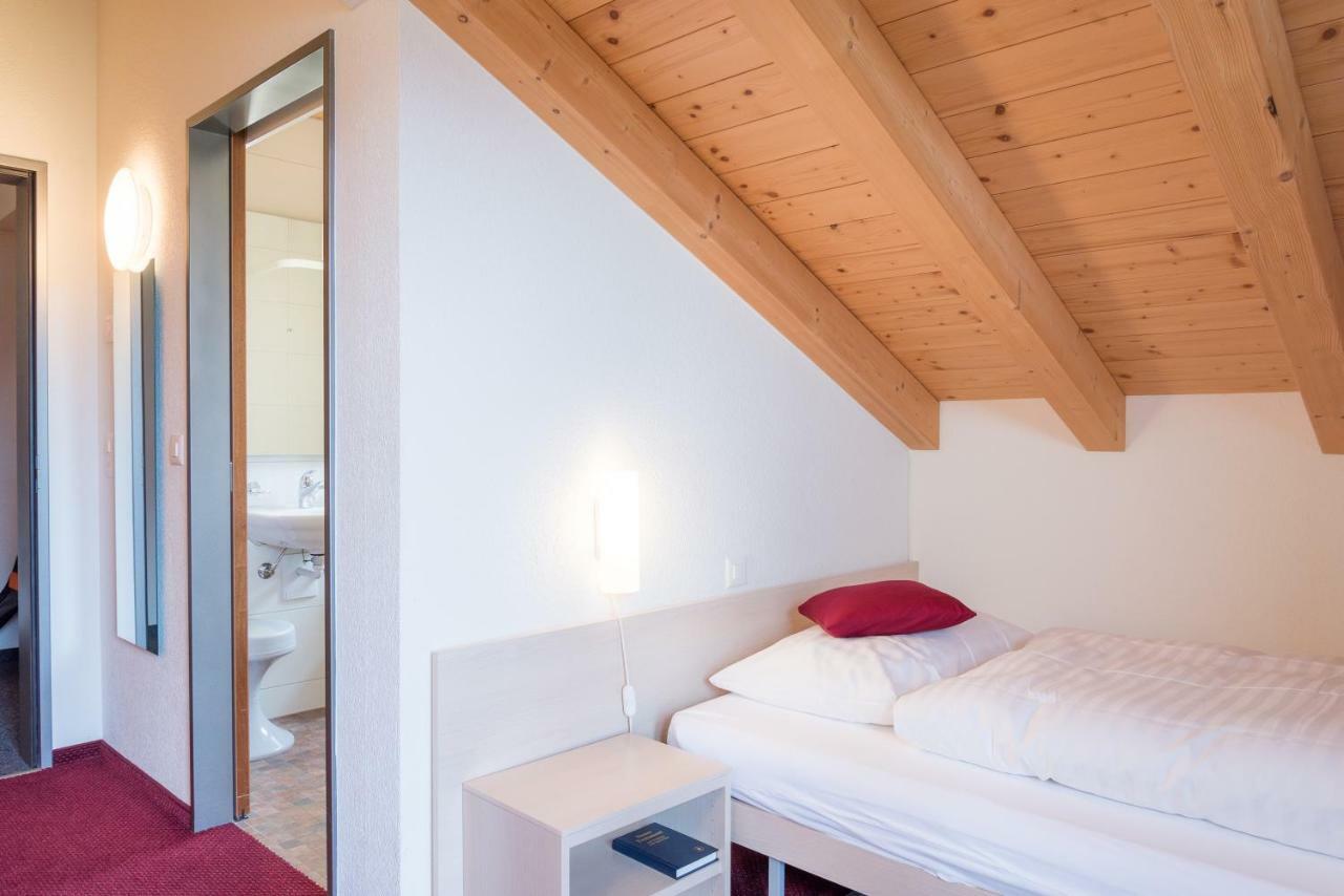 Auszeit-Hotel Z Aeschiried Aeschi Bei Spiez Quarto foto