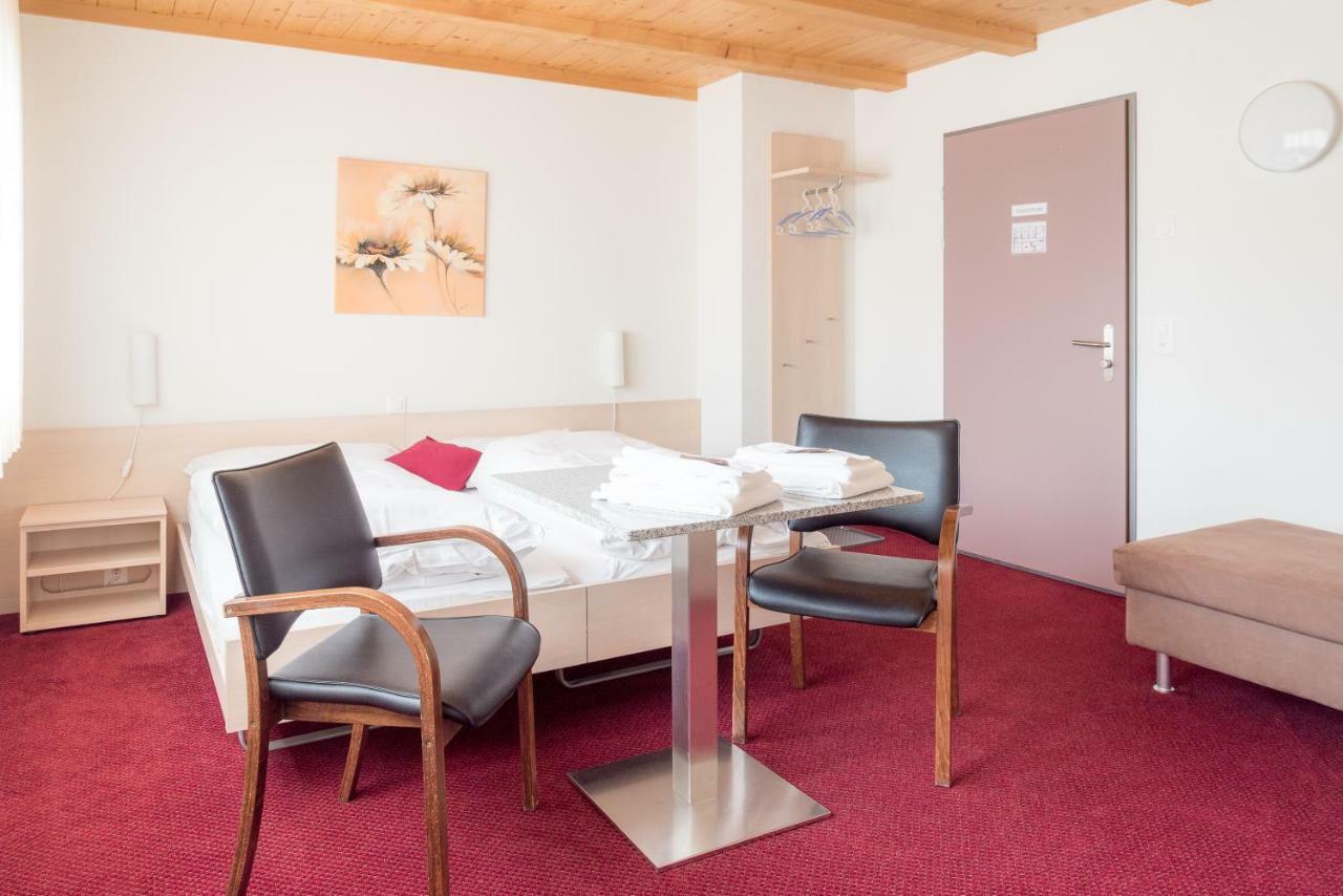 Auszeit-Hotel Z Aeschiried Aeschi Bei Spiez Quarto foto